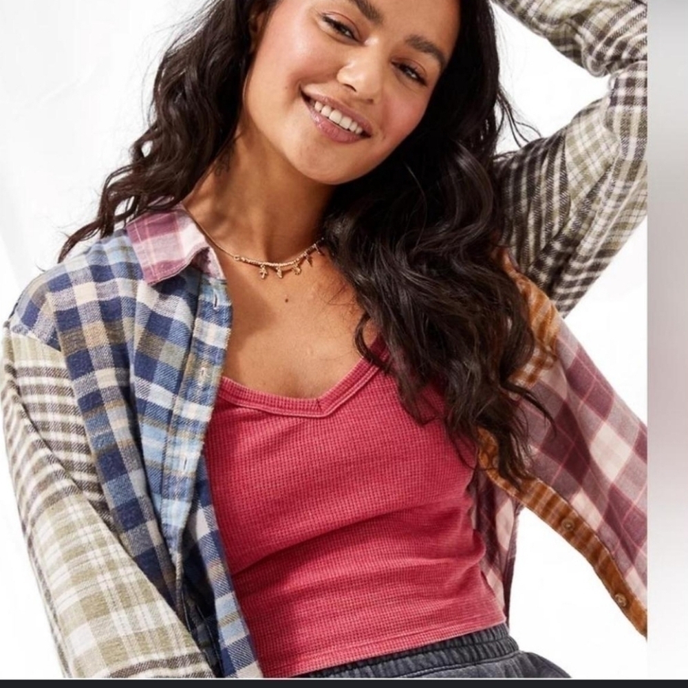 American Eagle Outfitters Cozy Cabin Cropped Flannel S
